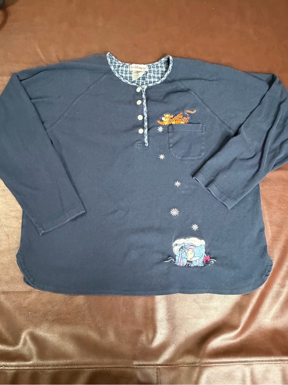 Women’s vintage Walt Disney Navy pajama top
